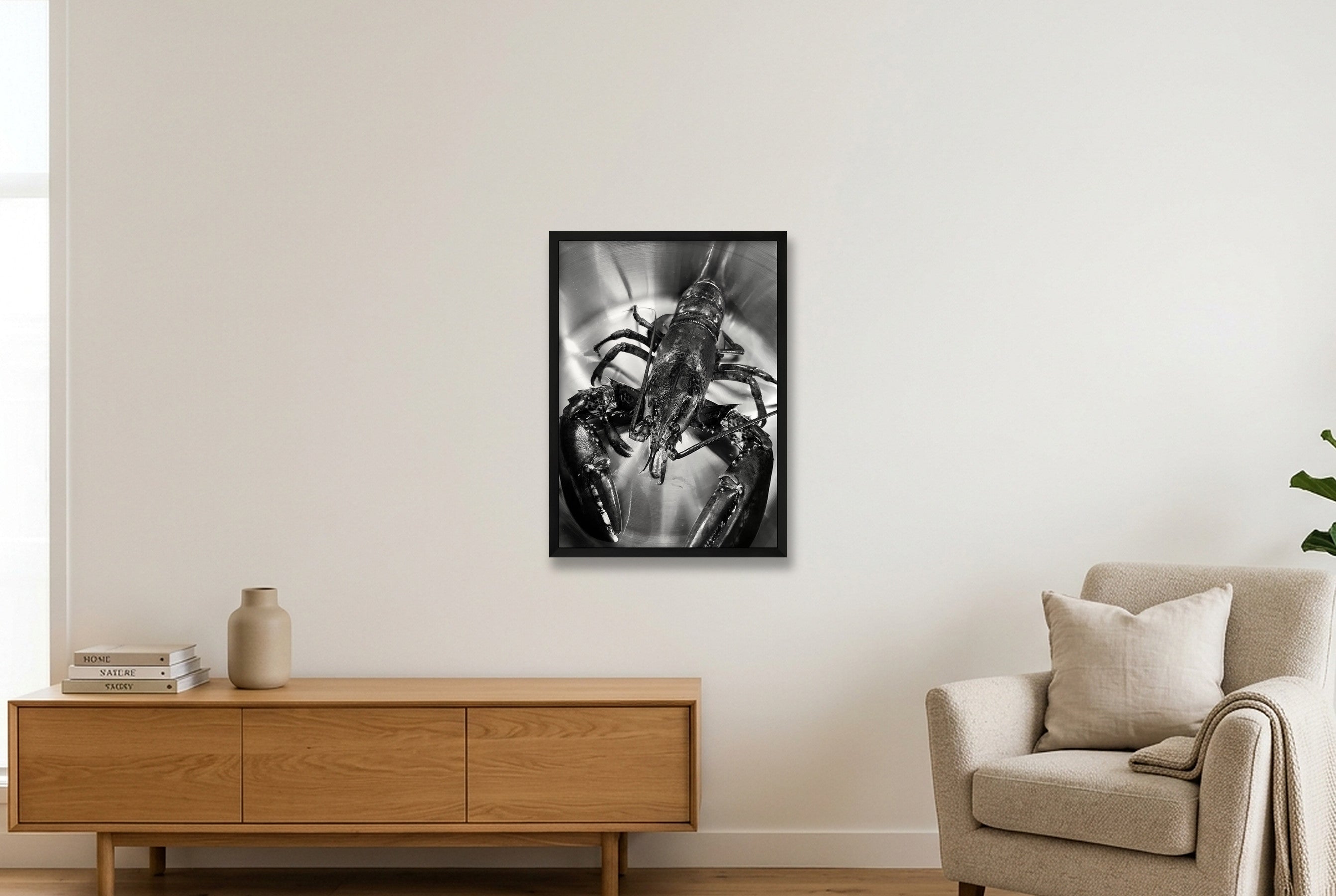 Lobster B&W — 42×59cm, 17×23" Black Frame
