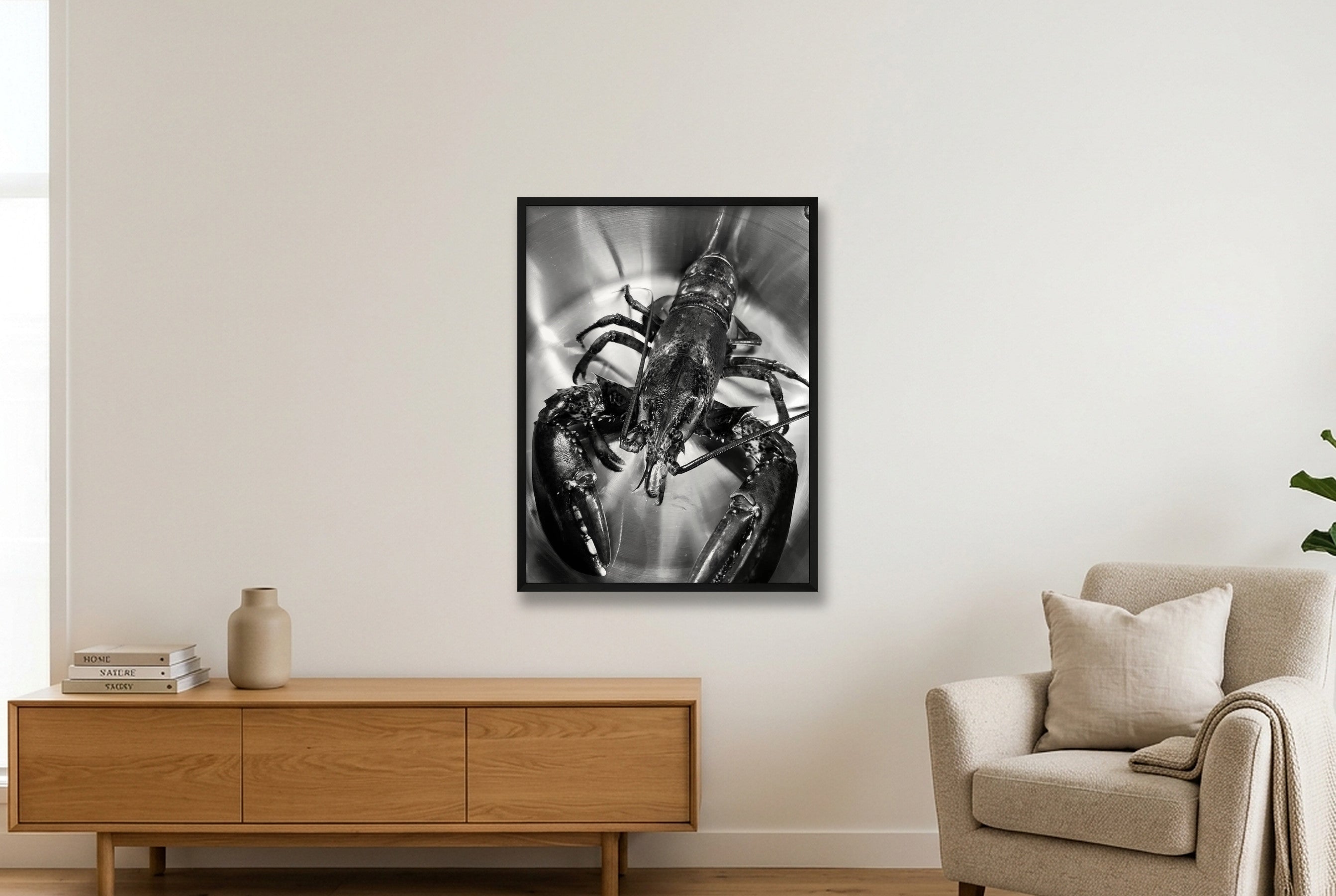 Lobster B&W — 60×80cm, 24×31" Black Frame