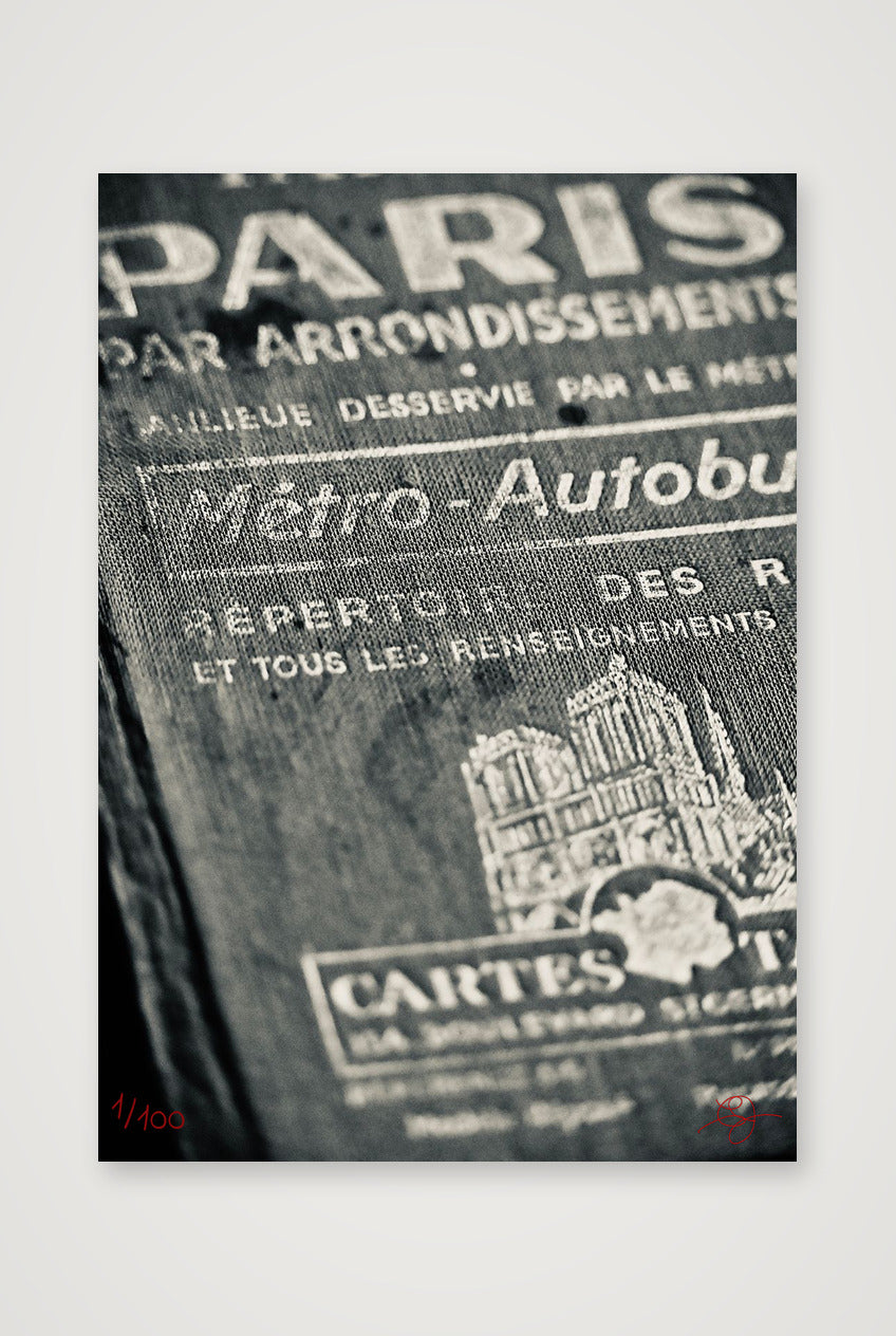 Taride Paris B&W — A4 (21×30cm, 8×12") Print only