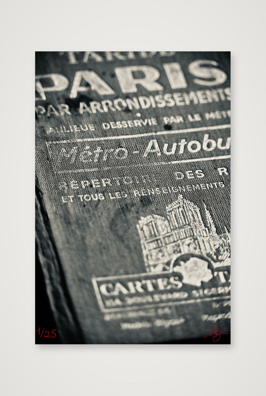Taride Paris B&W — 40×60cm, 16×24" Print only